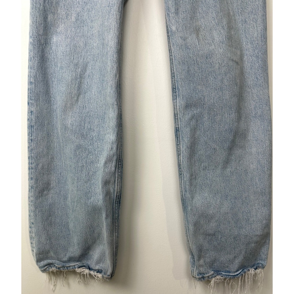 Abercrombie High rise 90’s Relaxed Raw Hem 28/8 Women’s Denim Light Wash D15 - Picture 2 of 7